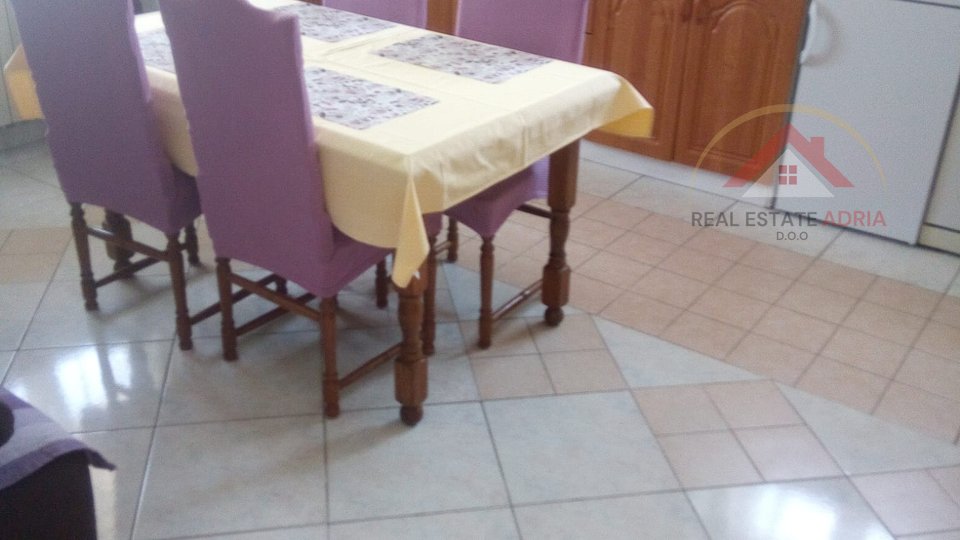 House with 4 apartments for sale in Sv. Filip i Jakov, very close to the sea and the center, Zadar, Dalmatia, Croatia
