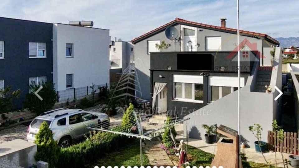 Prodaje se kuća u Vrsima, Zadarska županija, Dalmacija, Hrvatska
