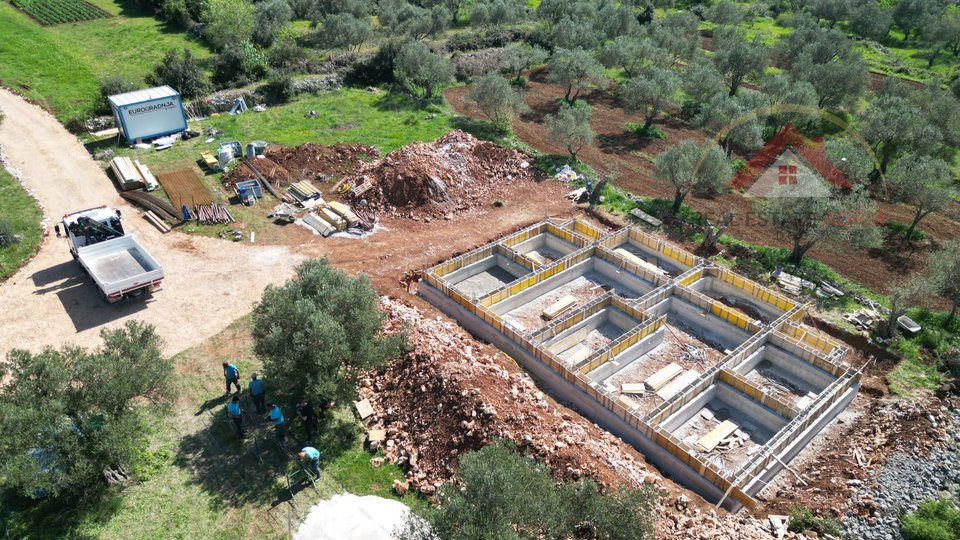 Wohnung mit Garten zu verkaufen, Neubau, Turanj, in der Nähe von Zadar, Gespanschaft Zadar