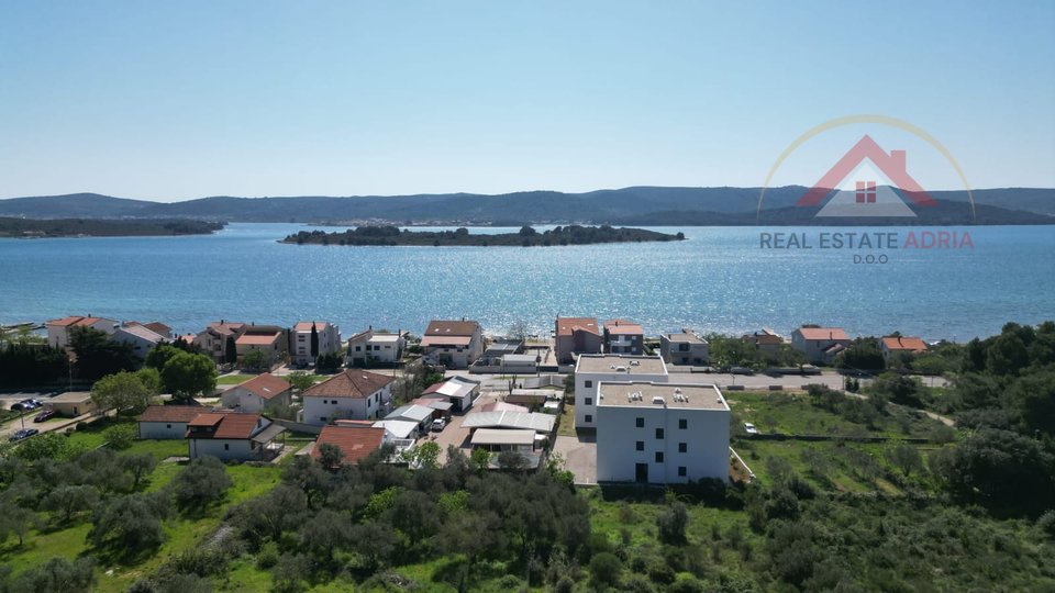 Wohnung mit Garten zu verkaufen, Neubau, Turanj, in der Nähe von Zadar, Gespanschaft Zadar