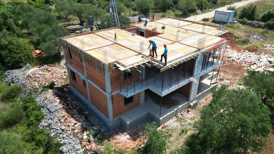 PENTHOUSE-Wohnung zum Verkauf mit Meerblick und Dachterrasse in Turnje, in der Nähe von Biograd na Moru, Gespanschaft Zadar