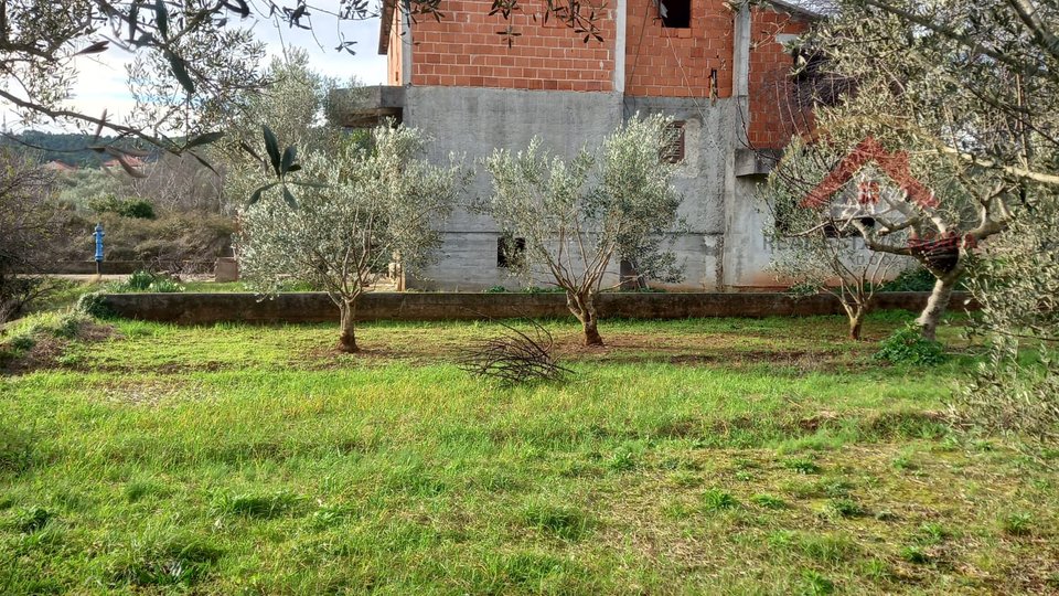 Haus zum Verkauf auf der Insel Ugljan in Poljana, Gespanschaft Zadar, Kroatien