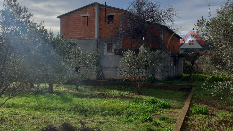 Haus zum Verkauf auf der Insel Ugljan in Poljana, Gespanschaft Zadar, Kroatien